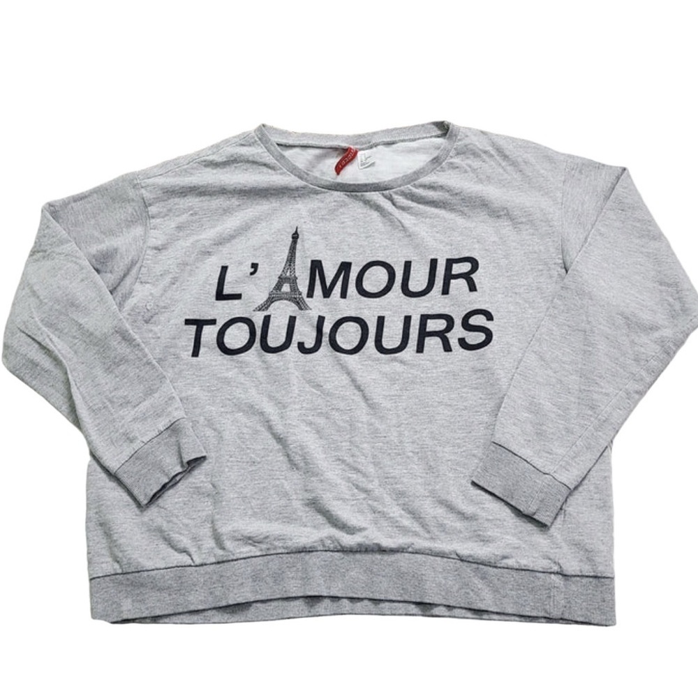 H&M Divided gray  Eiffel Tower  "L'AMOUR TOUJOURS" sweatshirt - small
